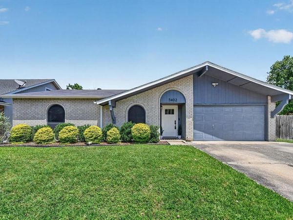 5402 Duchess Court, Lake Dallas, TX 75065