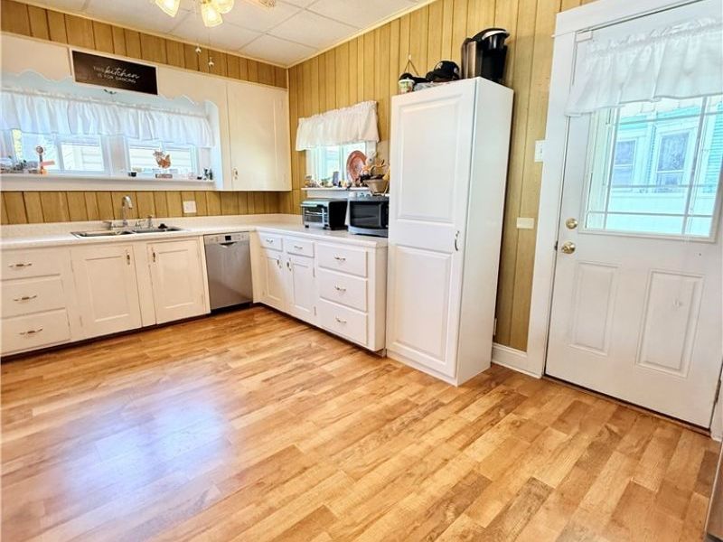 218 N 3rd Street, Toronto, OH 43964 Photo 11