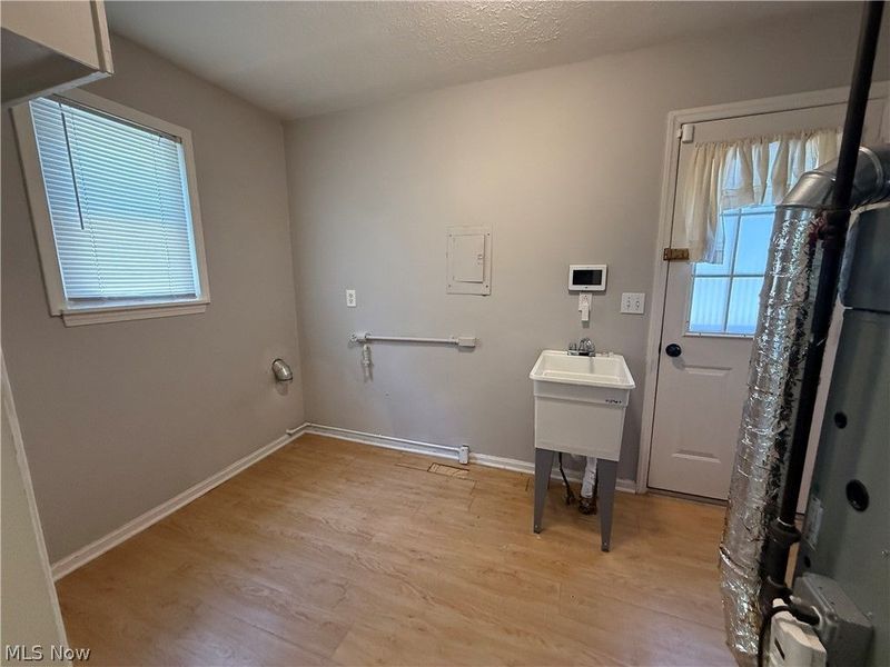 7682 Pinehurst Drive, Mentor on the Lake, OH 44060 Photo 20