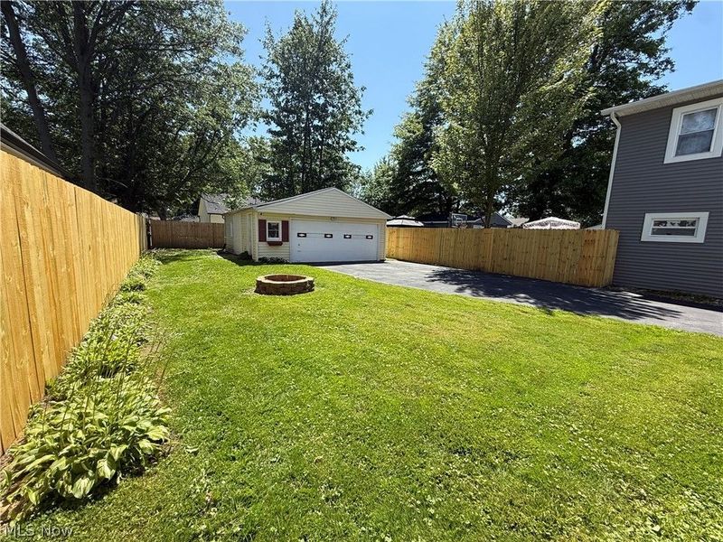 7682 Pinehurst Drive, Mentor on the Lake, OH 44060 Photo 22
