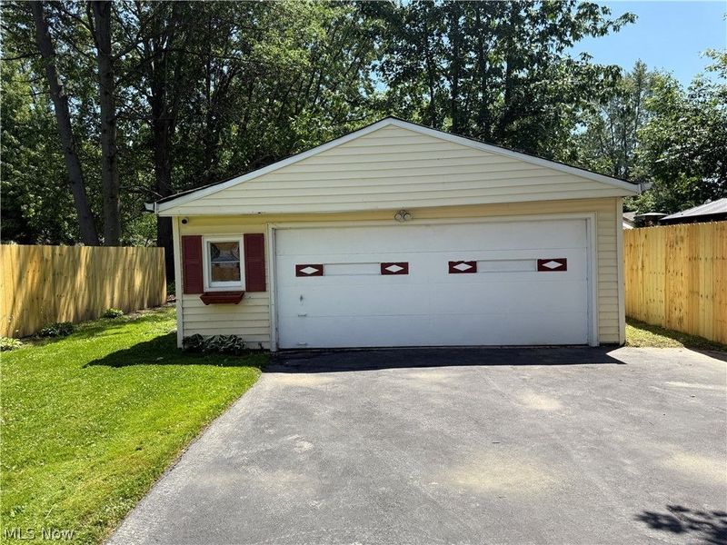 7682 Pinehurst Drive, Mentor on the Lake, OH 44060 Photo 25
