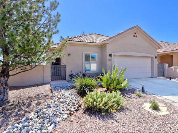 840 Golden Yarrow Trail , Bernalillo, NM 87004