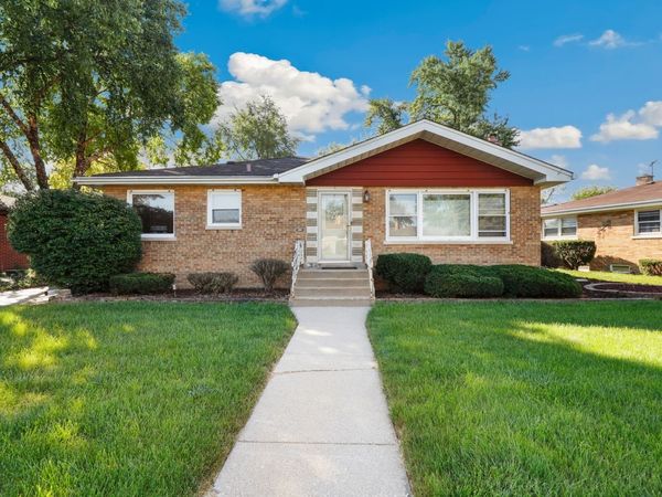 913 E 162nd Place , South Holland, IL 60473