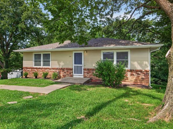 204 N Ohio Street, El Dorado Springs, MO 64744