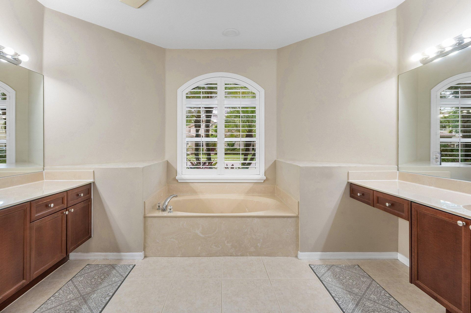 1853 Palisades Drive, West Palm Beach, FL 33411 Photo