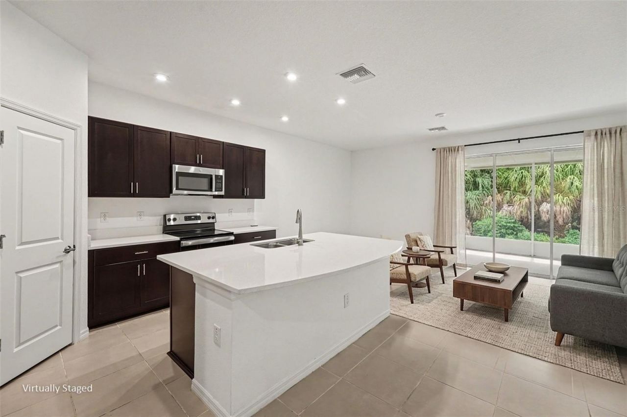 10573 Oakside Drive, Palmetto, FL 34221 Photo