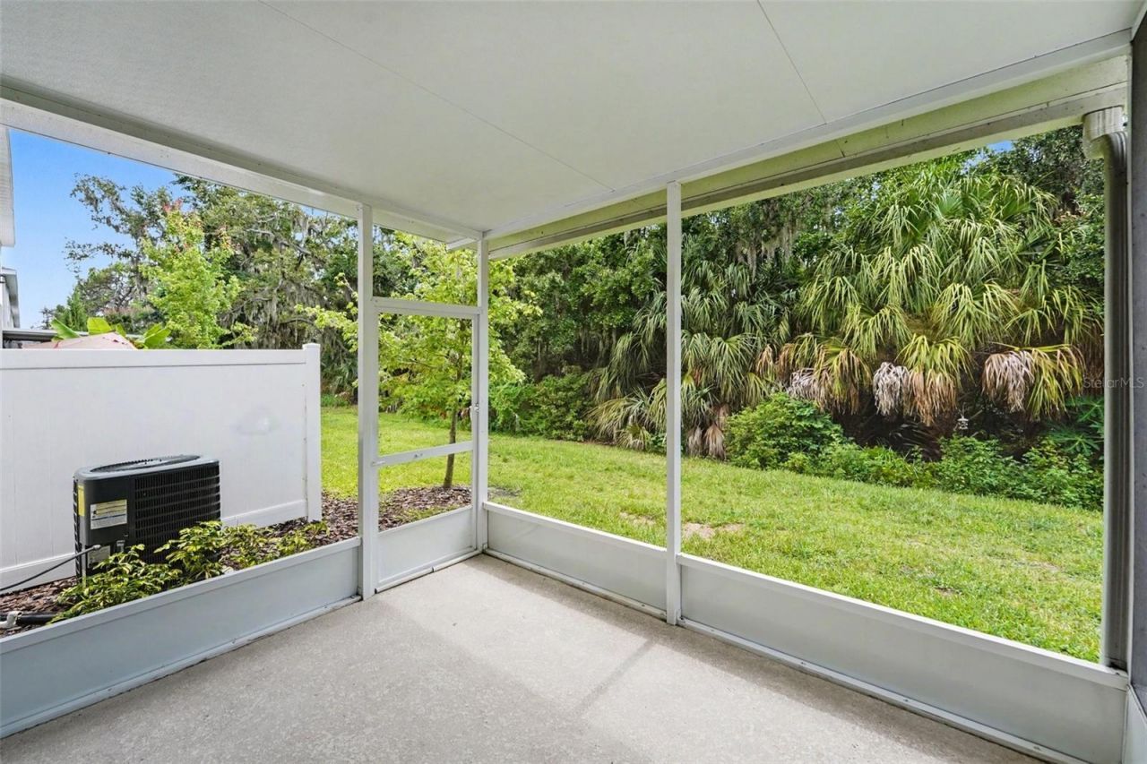 10573 Oakside Drive, Palmetto, FL 34221 Photo