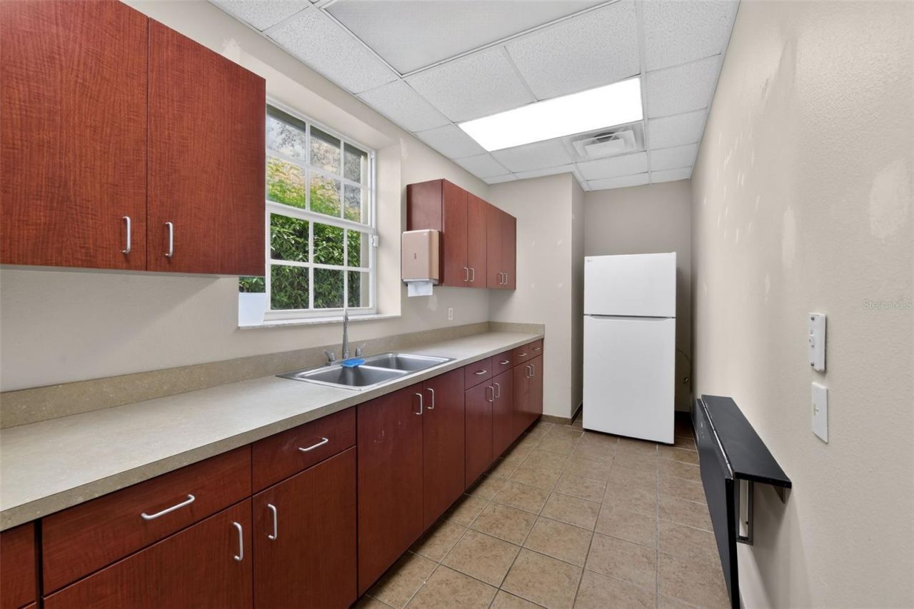 2555 Pinellas Point Drive S, Saint Petersburg, FL 33706 Photo