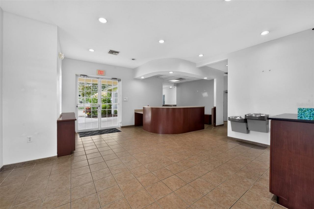 2555 Pinellas Point Drive S, Saint Petersburg, FL 33706 Photo