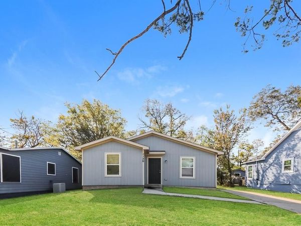 1120 W Owing Street, Denison, TX 75020