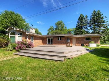 3125 W Commerce Road, Milford Twp, MI 48380