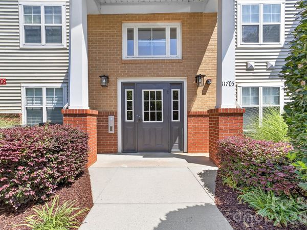 11721 Ridgeway Park Drive, Charlotte, NC 28277