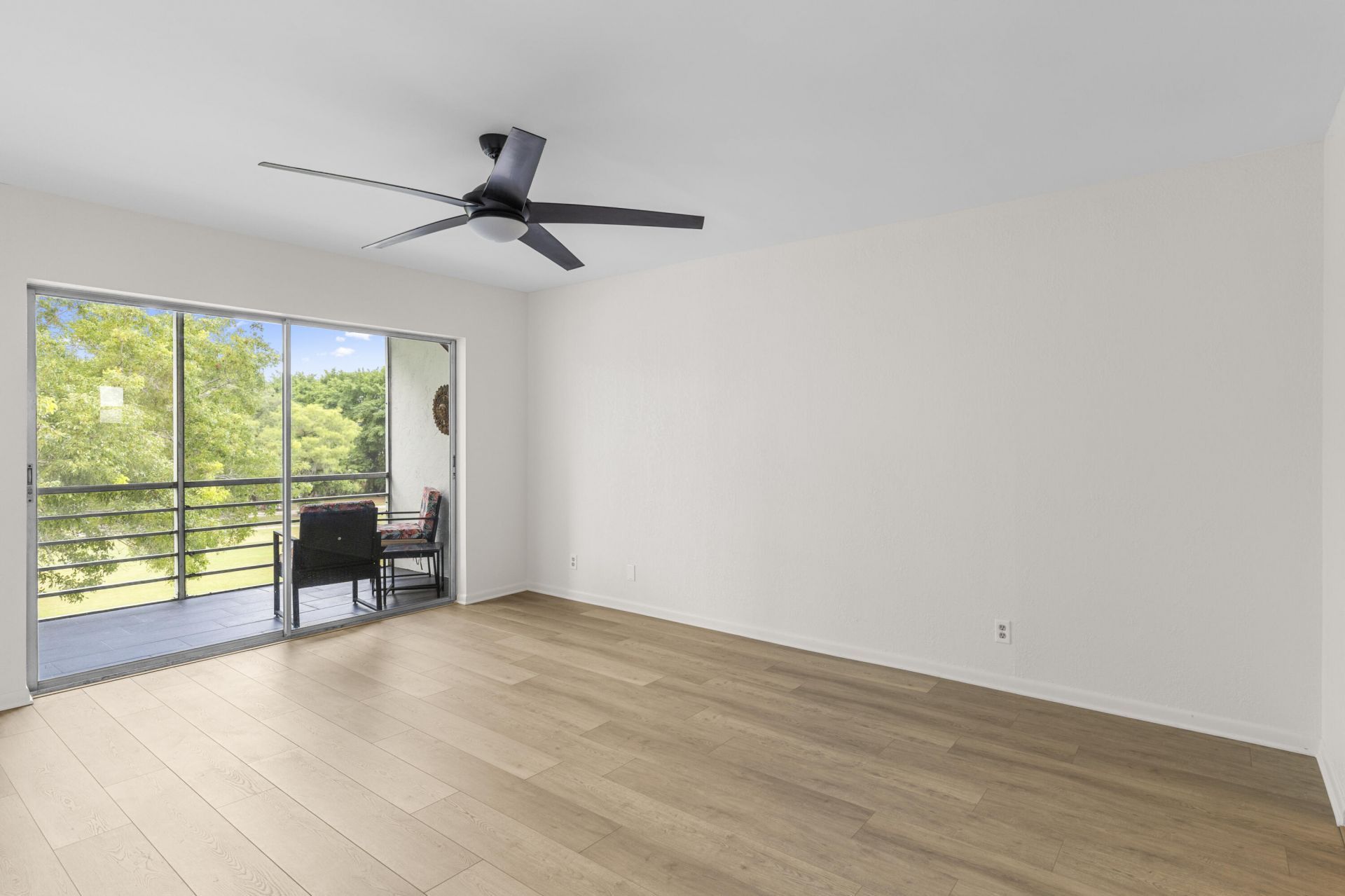 8105 NW 61st Street, Unit A307, Tamarac, FL 33321 Photo