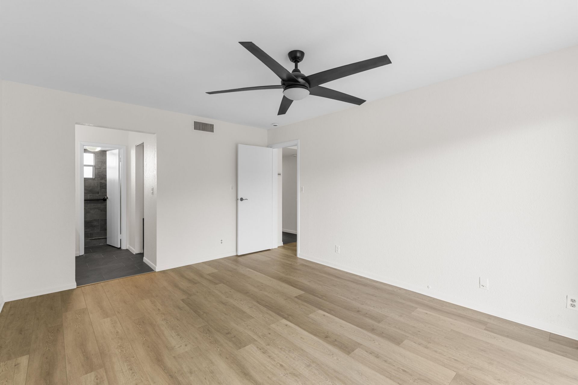 8105 NW 61st Street, Unit A307, Tamarac, FL 33321 Photo