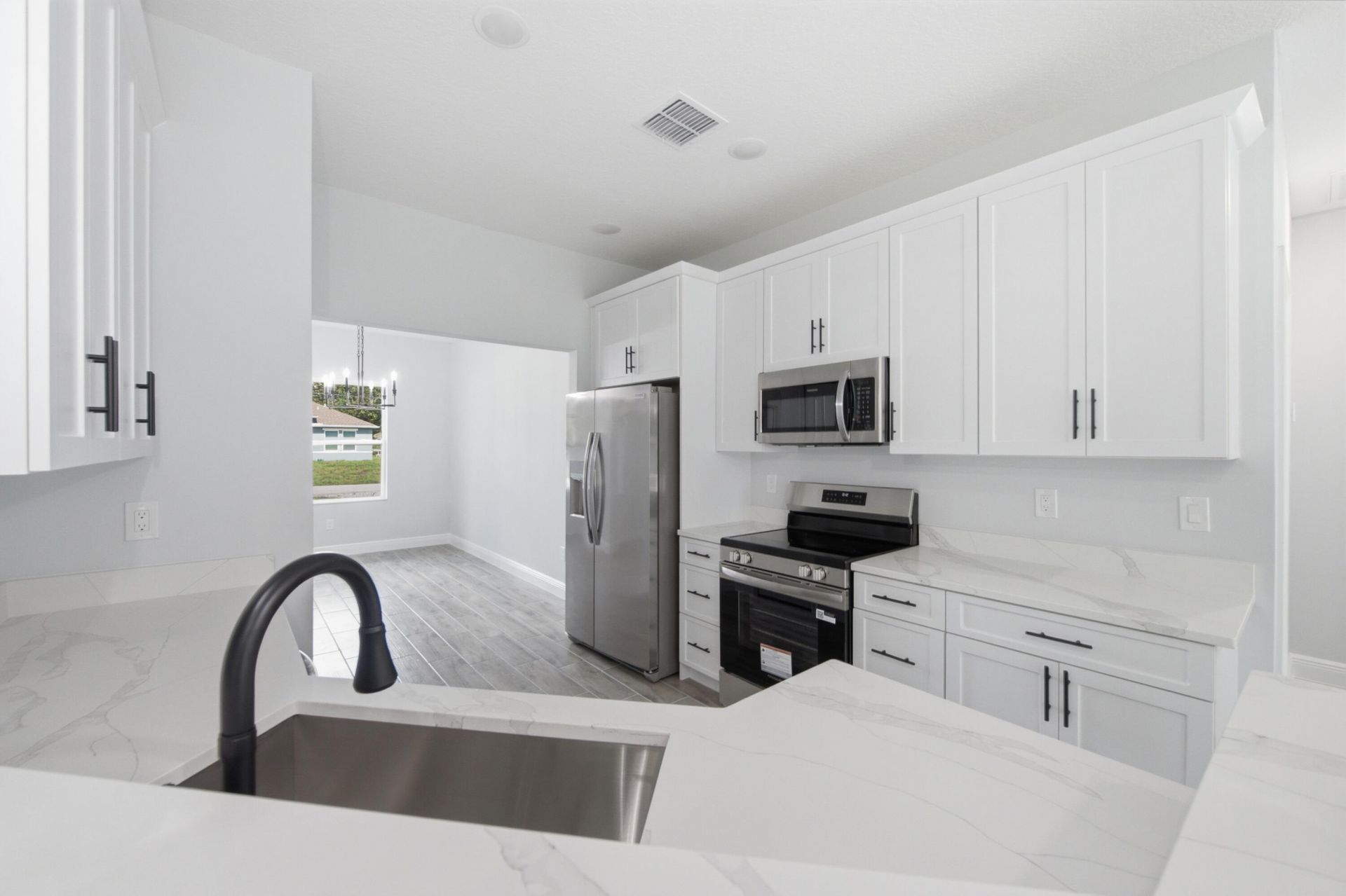 8780 92nd Avenue, Vero Beach, FL 32967 Photo