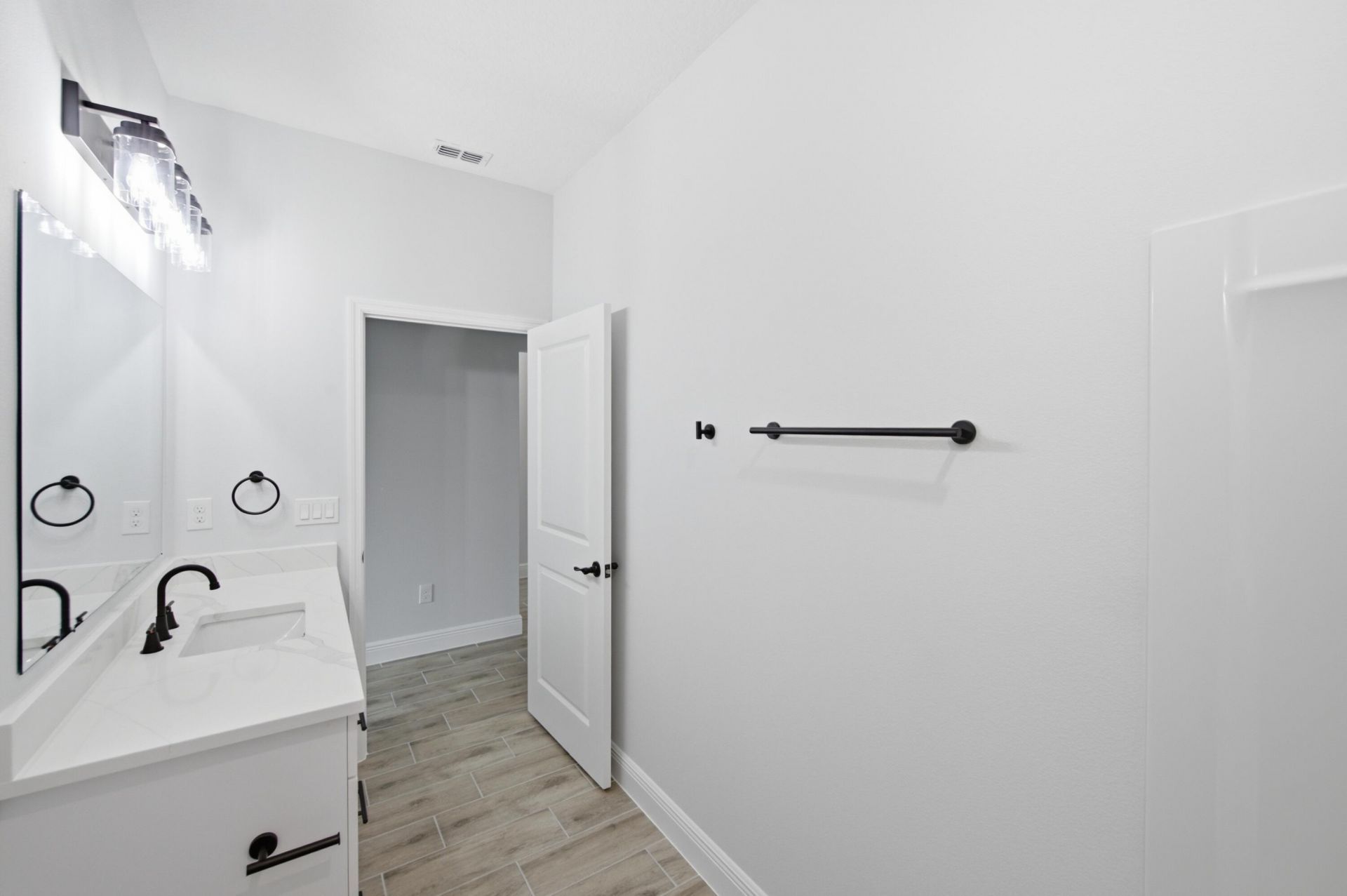8780 92nd Avenue, Vero Beach, FL 32967 Photo