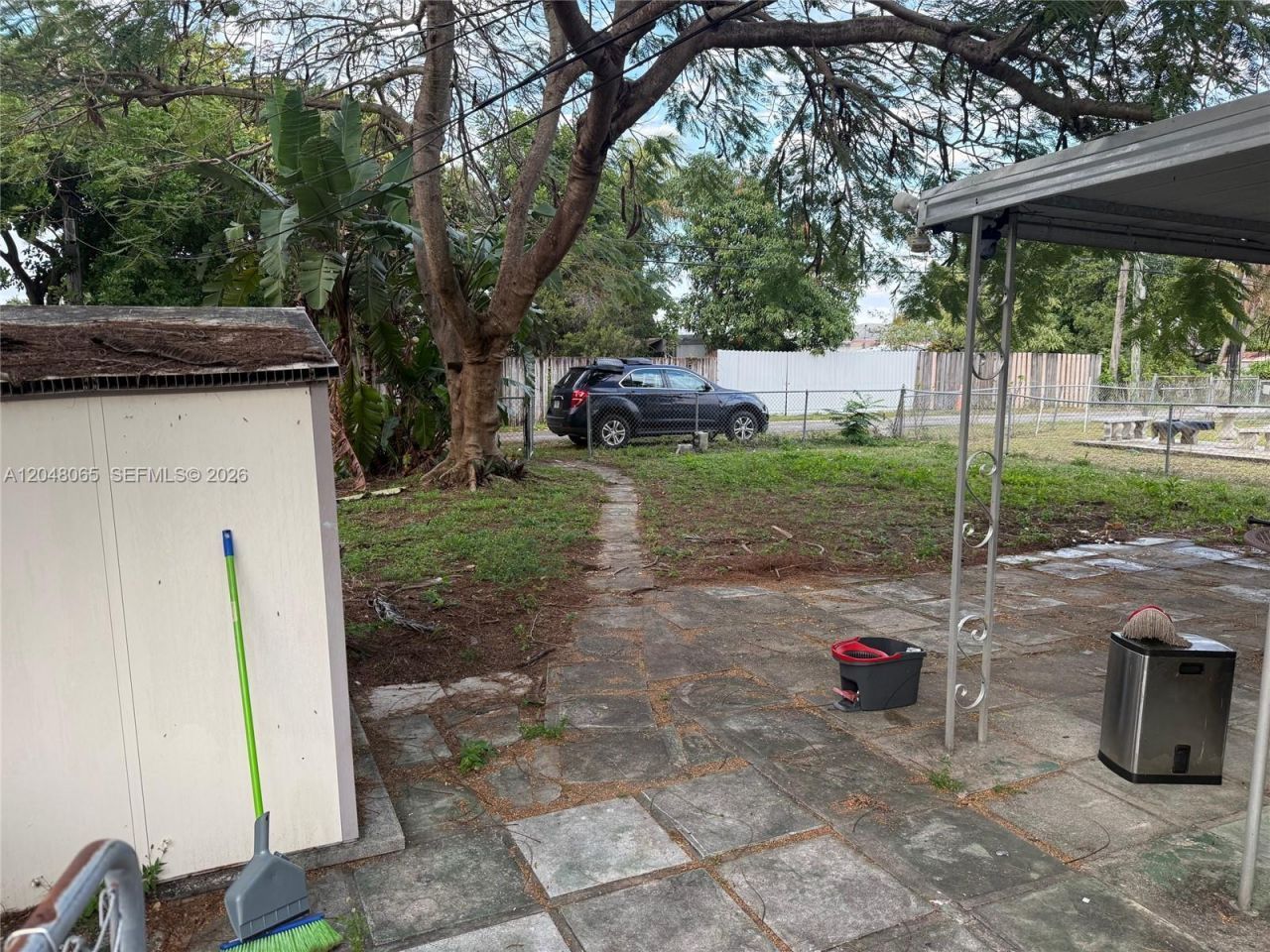 34 SW 5th St , Unit 1-2, Hallandale Beach, FL 33009 Photo