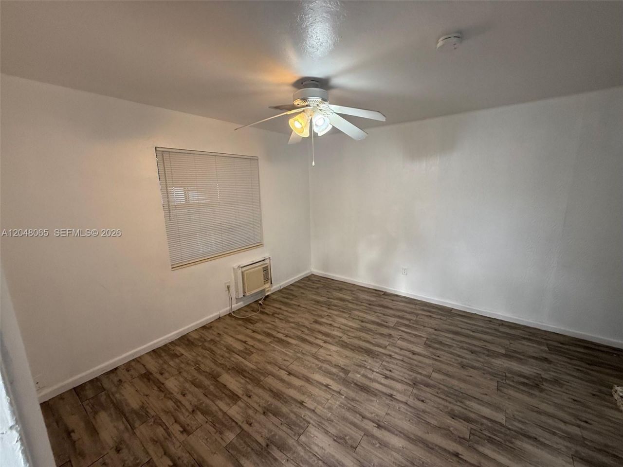34 SW 5th St , Unit 1-2, Hallandale Beach, FL 33009 Photo