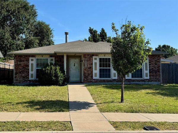 9113 Willowbrook Drive, Rowlett, TX 75088