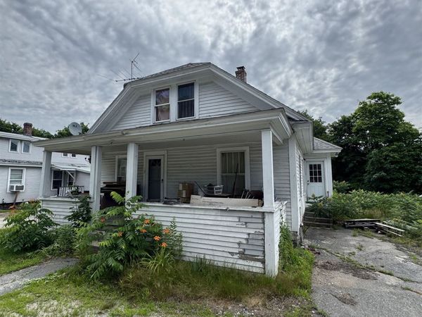 12 MILLVILLE Street, Salem, NH 03079