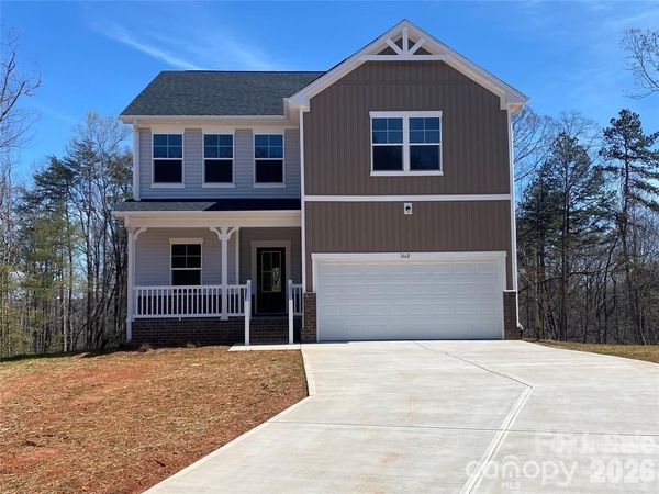 1662 Nicholas Way , Hickory, NC 28602