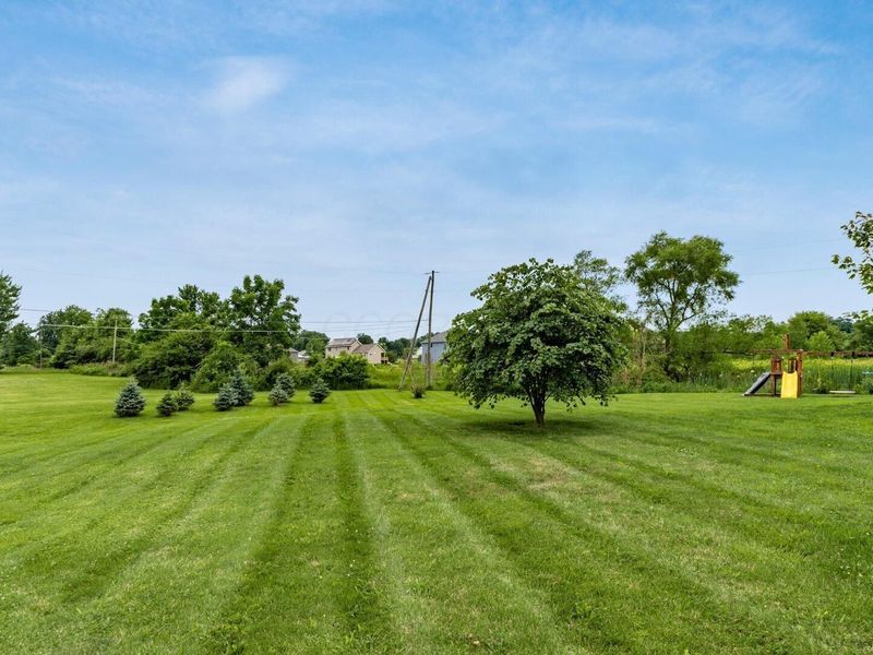70 Liberty Avenue SE, Jacksontown, OH 43030 Photo 33