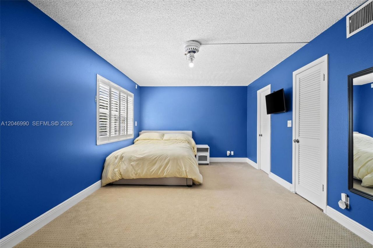 801 NE 27th Ave, Hallandale Beach, FL 33009 Photo