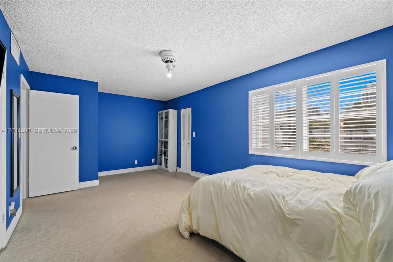 801 NE 27th Ave, Hallandale Beach, FL 33009 Photo