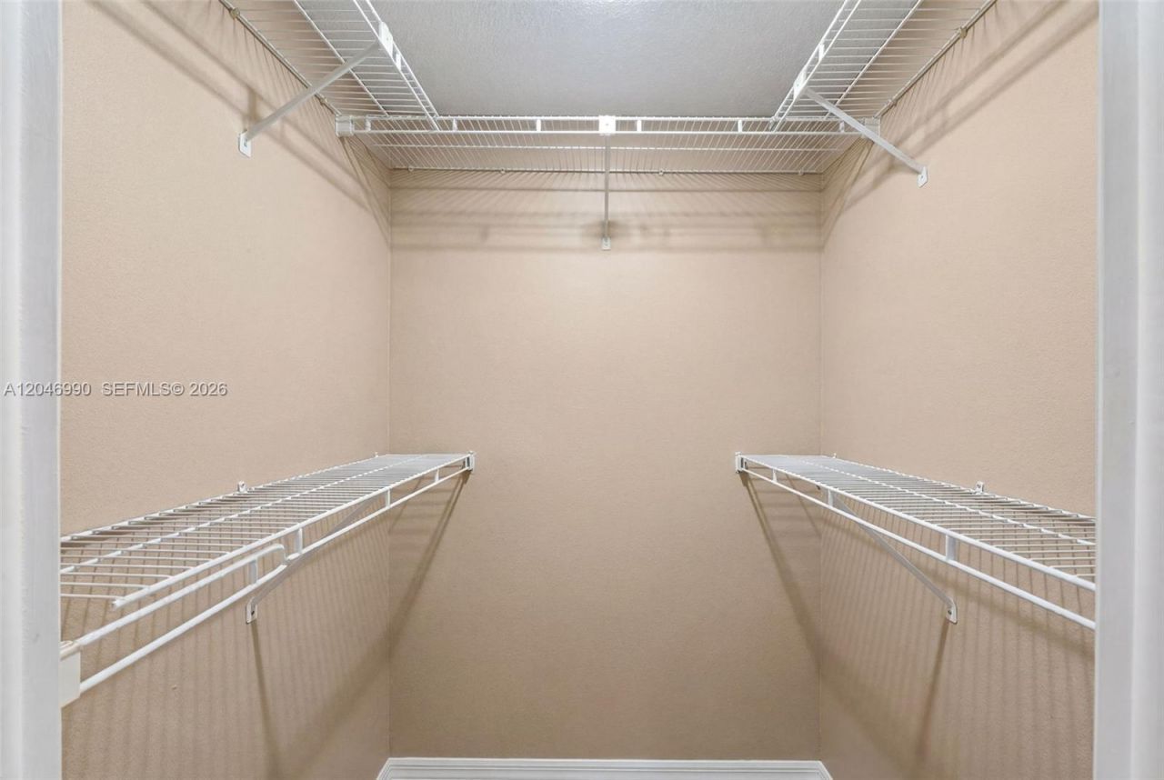 801 NE 27th Ave, Hallandale Beach, FL 33009 Photo
