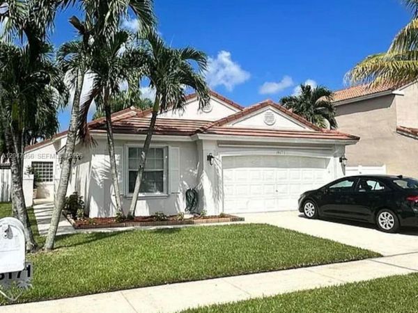 18171 NW 18th St , Pembroke Pines, FL 33029