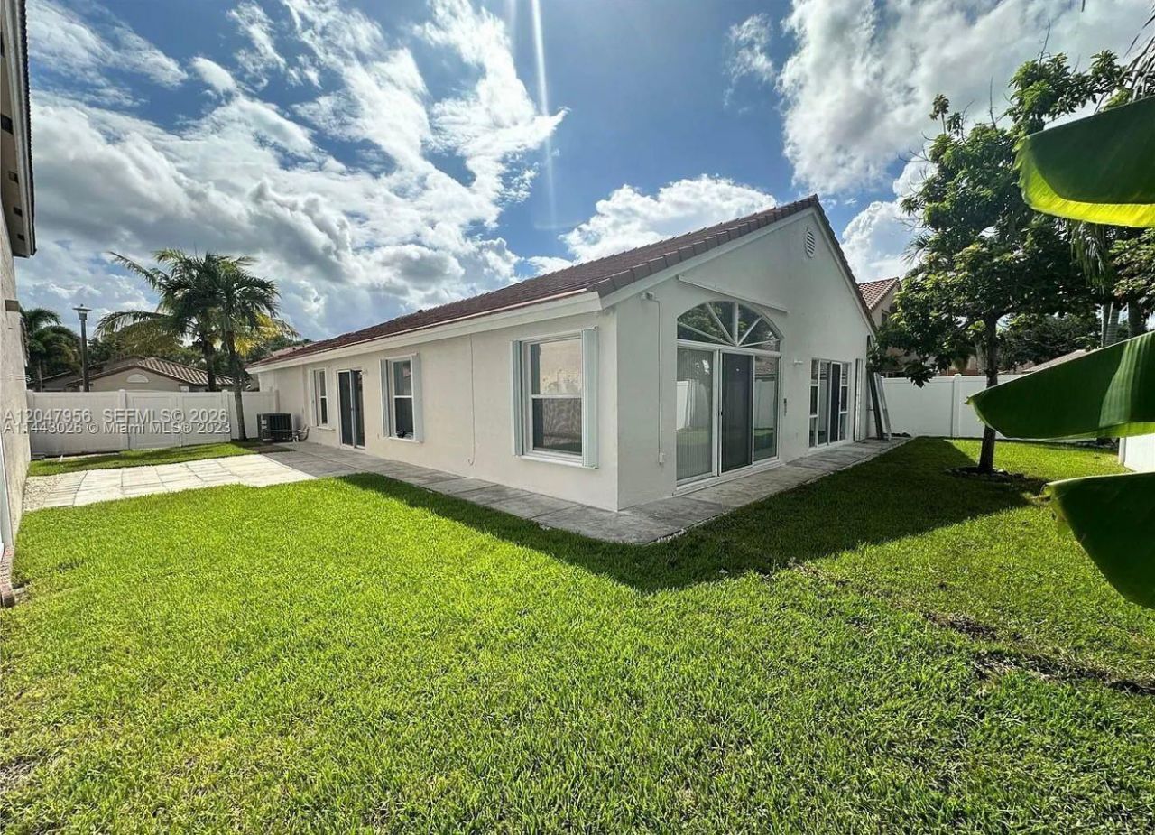 18171 NW 18th St , Pembroke Pines, FL 33029 Photo