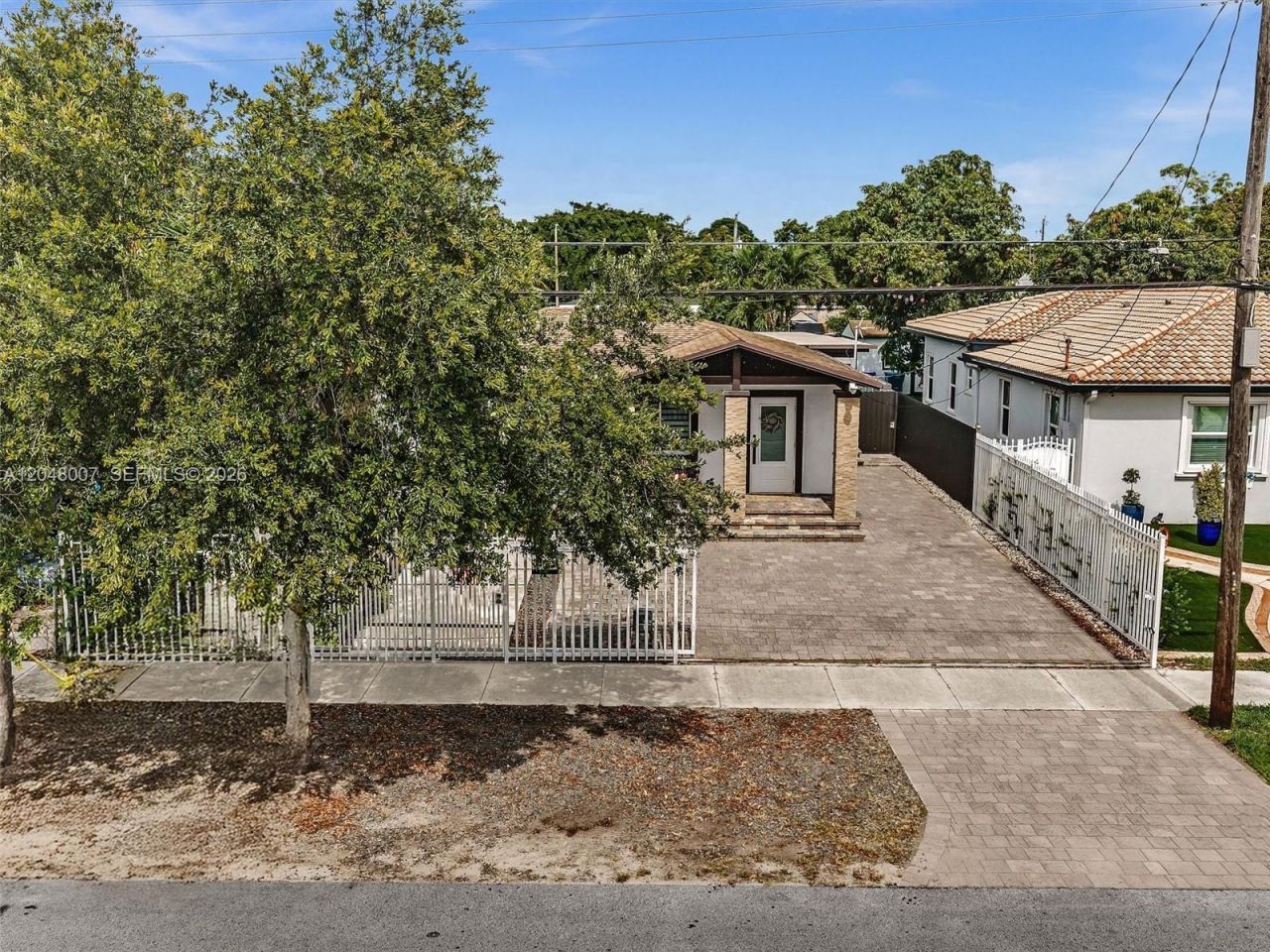 310 SW 65th Ave , Miami, FL 33144 Photo