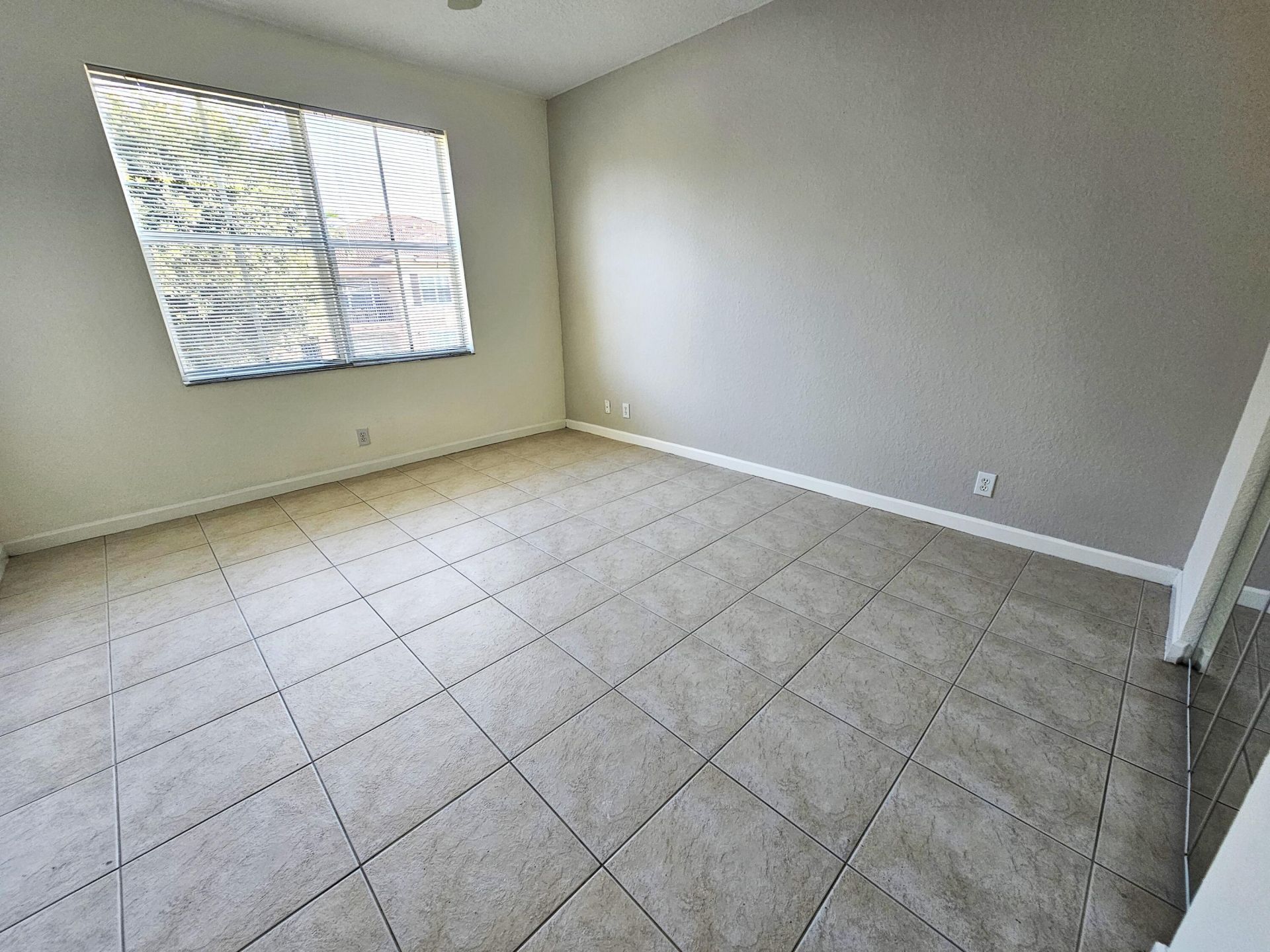 3569 Forest Hill Boulevard, Unit 104, Palm Springs, FL 33406 Photo
