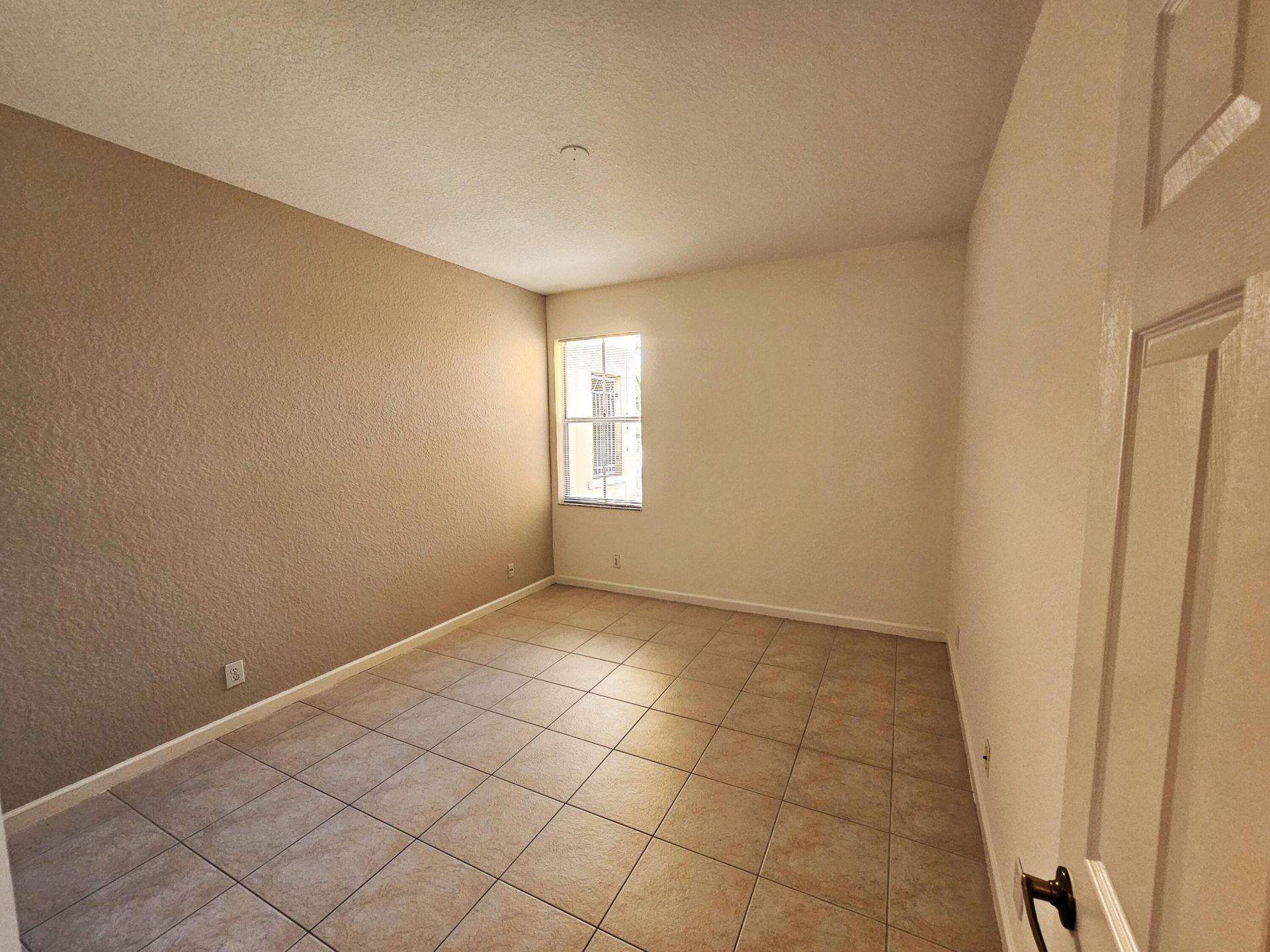 3569 Forest Hill Boulevard, Unit 104, Palm Springs, FL 33406 Photo
