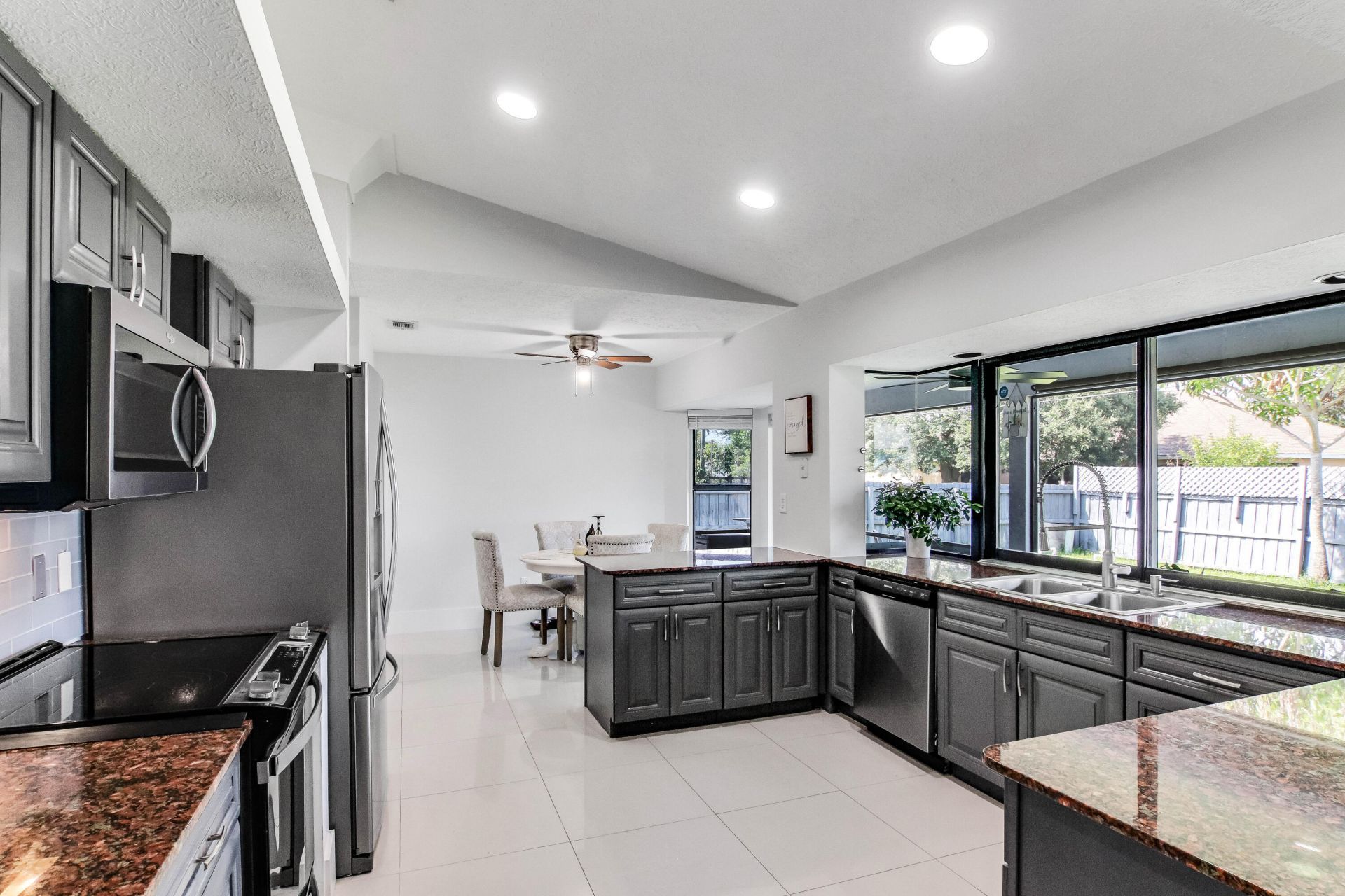 1685 SW Schleicher Lane, Port Saint Lucie, FL 34984 Photo