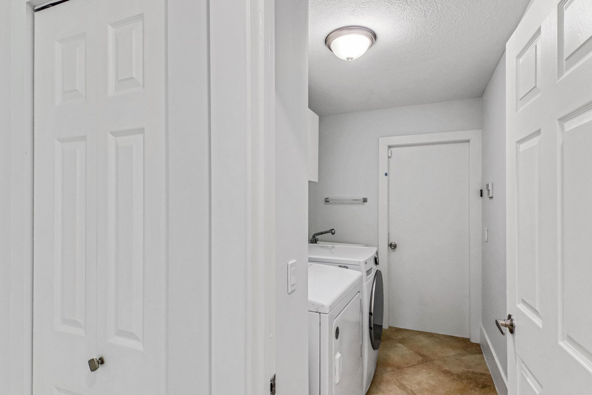1685 SW Schleicher Lane, Port Saint Lucie, FL 34984 Photo