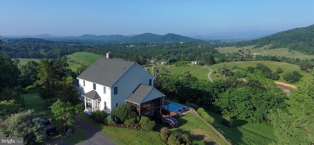 296 BEN VENUE ROAD, FLINT HILL, VA 22627