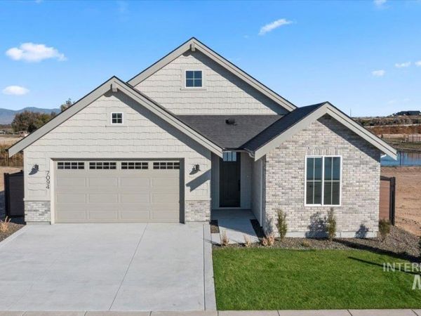 7076 N Canter Trail Ave, Meridian, ID 83646