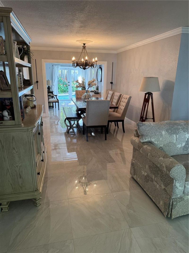 14821 Palmetto Palm Avenue, Miami Lakes, FL 33014 Photo