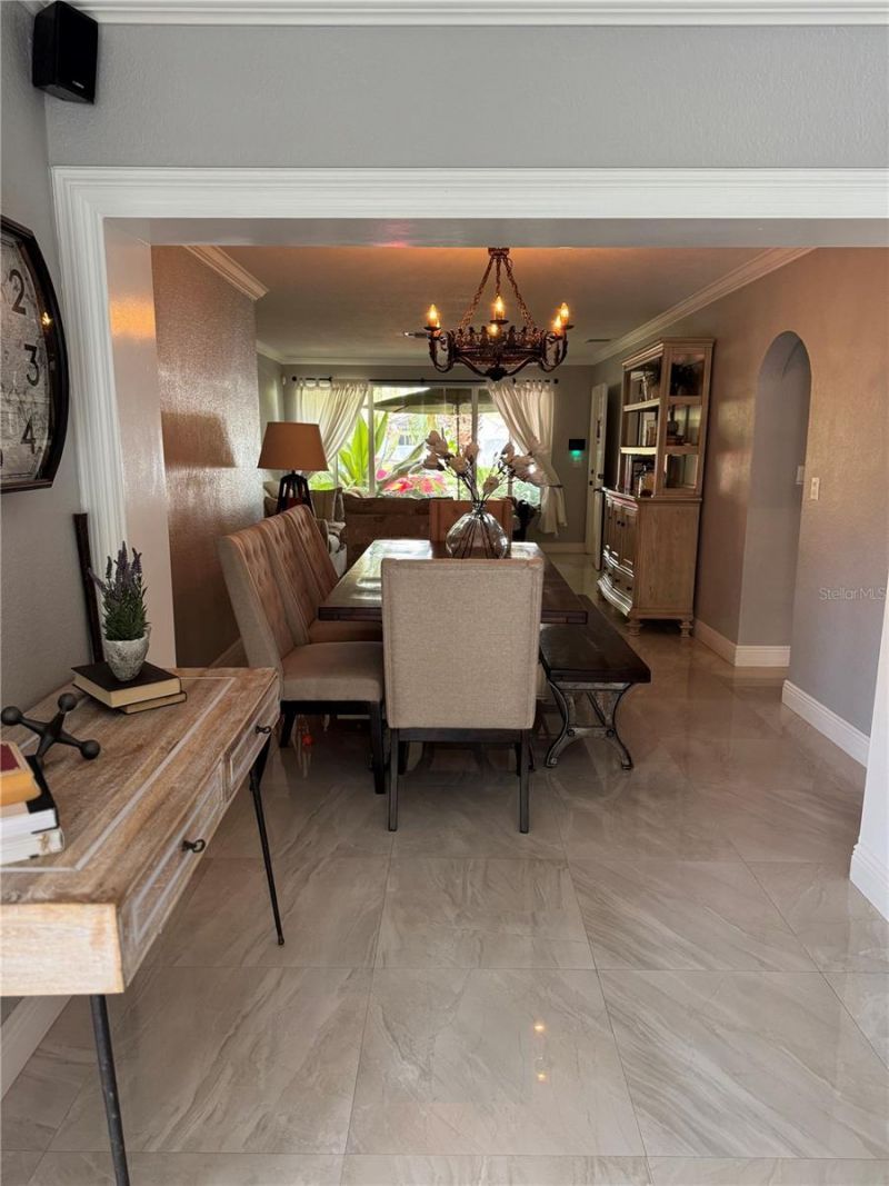 14821 Palmetto Palm Avenue, Miami Lakes, FL 33014 Photo