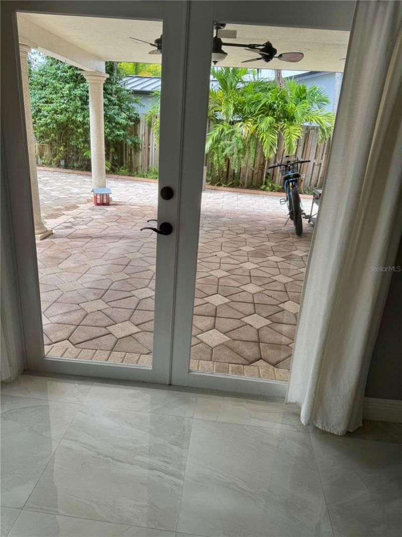 14821 Palmetto Palm Avenue, Miami Lakes, FL 33014 Photo