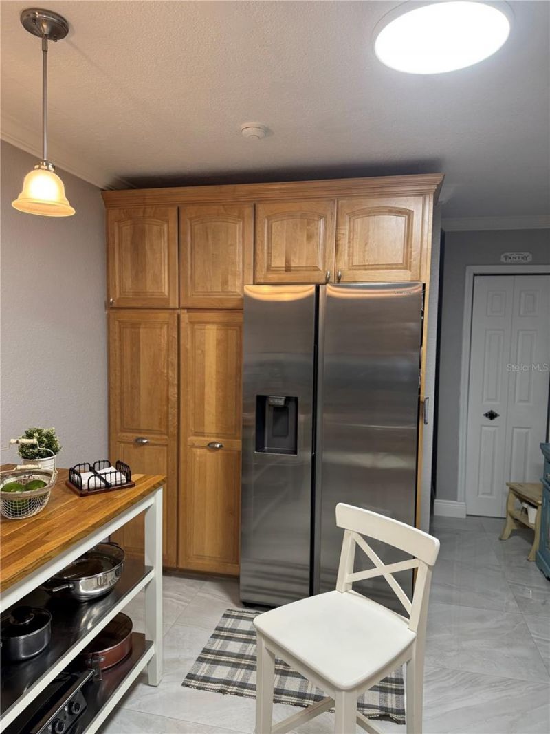14821 Palmetto Palm Avenue, Miami Lakes, FL 33014 Photo