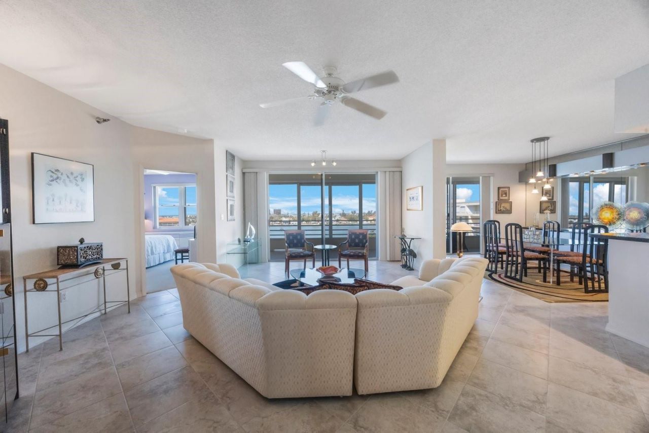 7872 Sailboat Key Boulevard S, Unit PH602, South Pasadena, FL 33707 Photo