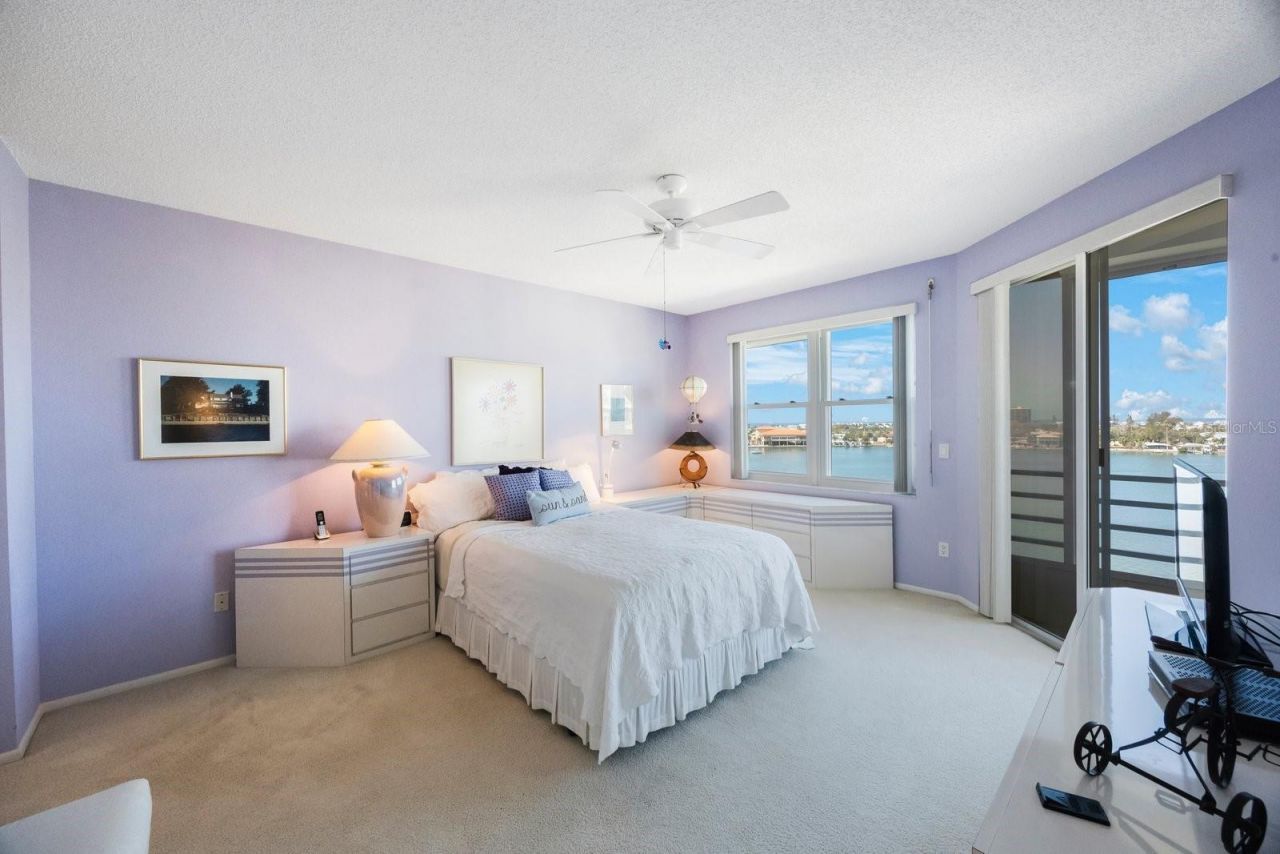 7872 Sailboat Key Boulevard S, Unit PH602, South Pasadena, FL 33707 Photo