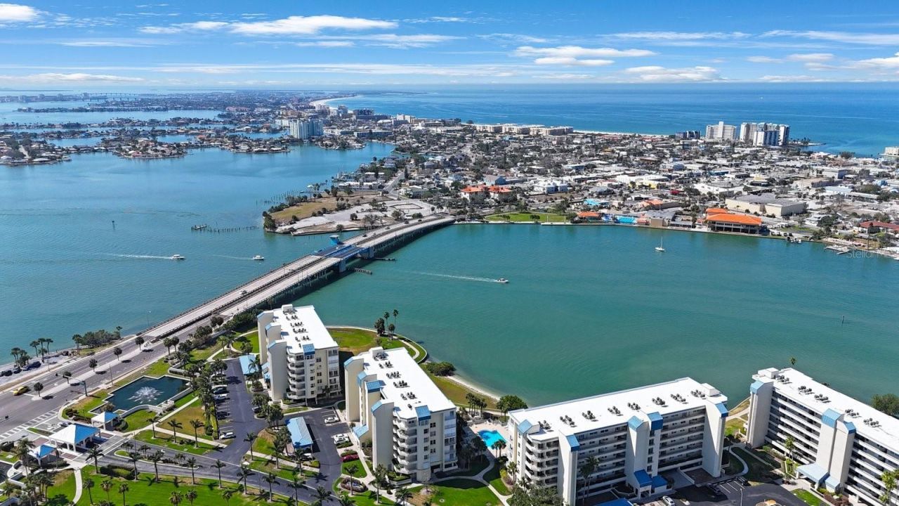 7872 Sailboat Key Boulevard S, Unit PH602, South Pasadena, FL 33707 Photo