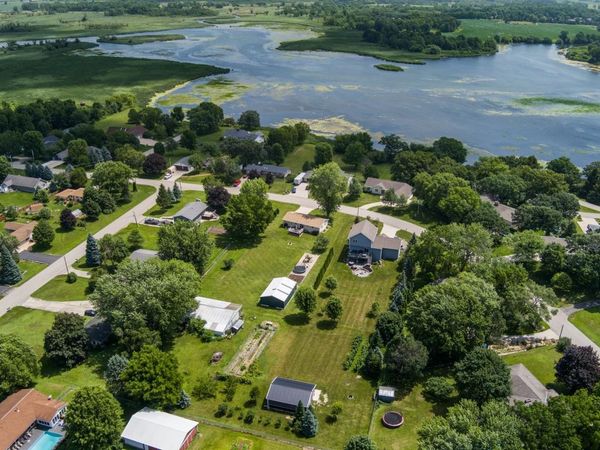 1787 Oakview Drive, Stoughton, WI 53589