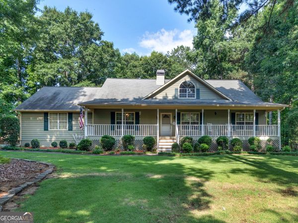 207 Williamsburg Circle, Mcdonough, GA 30253