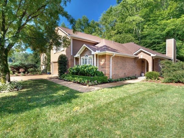 7053 Still Spring Hollow Dr , Nashville, TN 37221