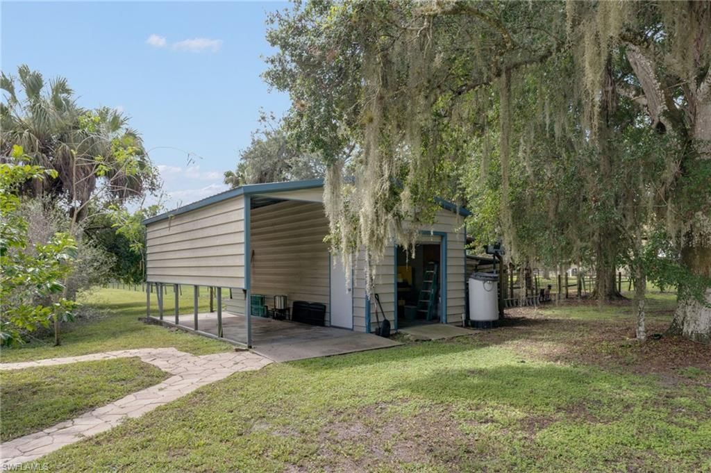 4613 Orange River Loop Rd, Fort Myers, FL 33905 Photo