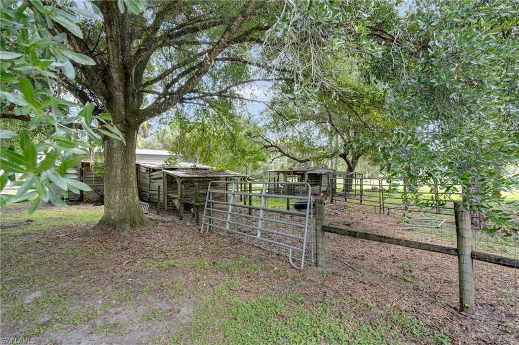 4613 Orange River Loop Rd, Fort Myers, FL 33905 Photo